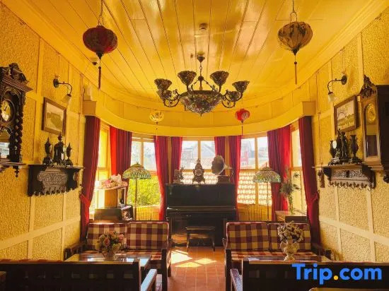 Ngôi Làng Cổ 77 Hoàng Diệu