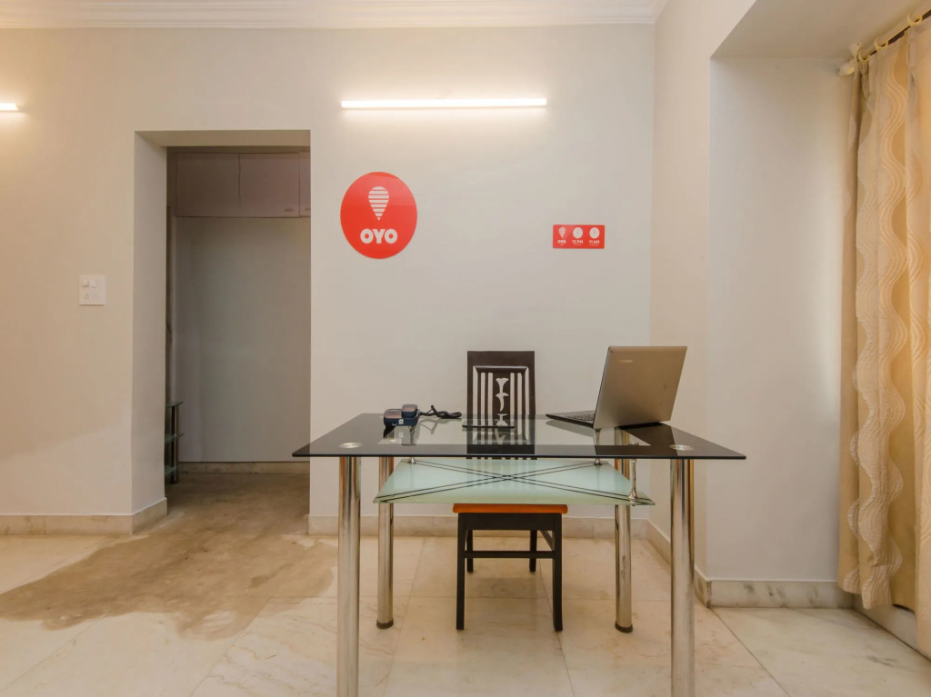 Executive Homes by OYO Rooms