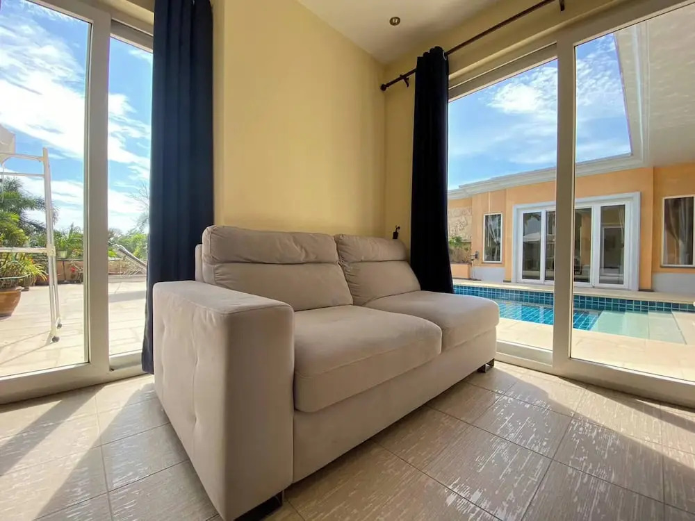 Tropical Luxury 4BR Pool Villa w Game Area