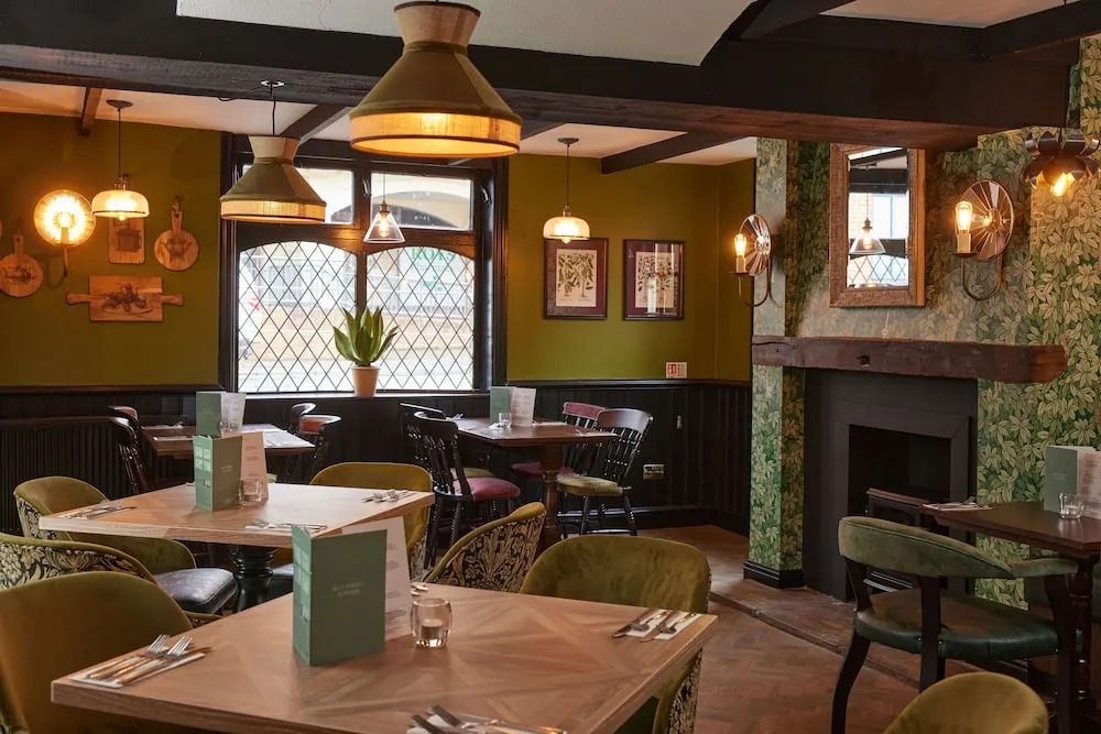 The Kings Head Wroxham by Greene King Inns