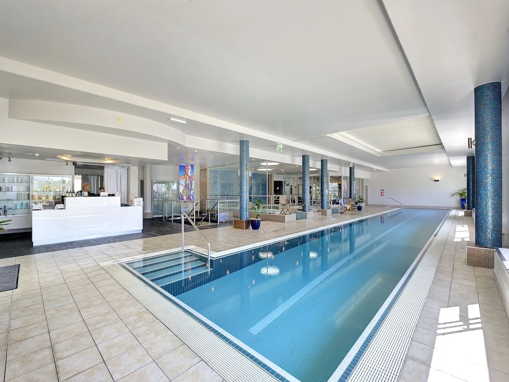 Shoal Bay Penthouse with Ocean Views and Resort Facilities