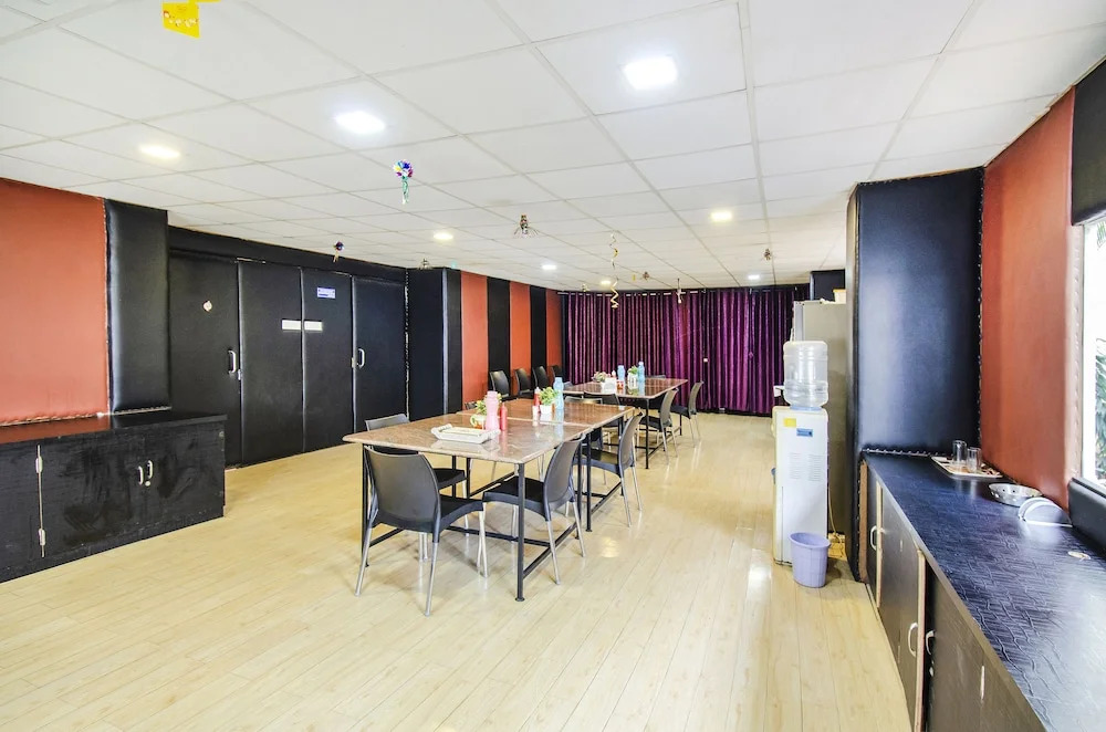 FabExpress Namo Suites