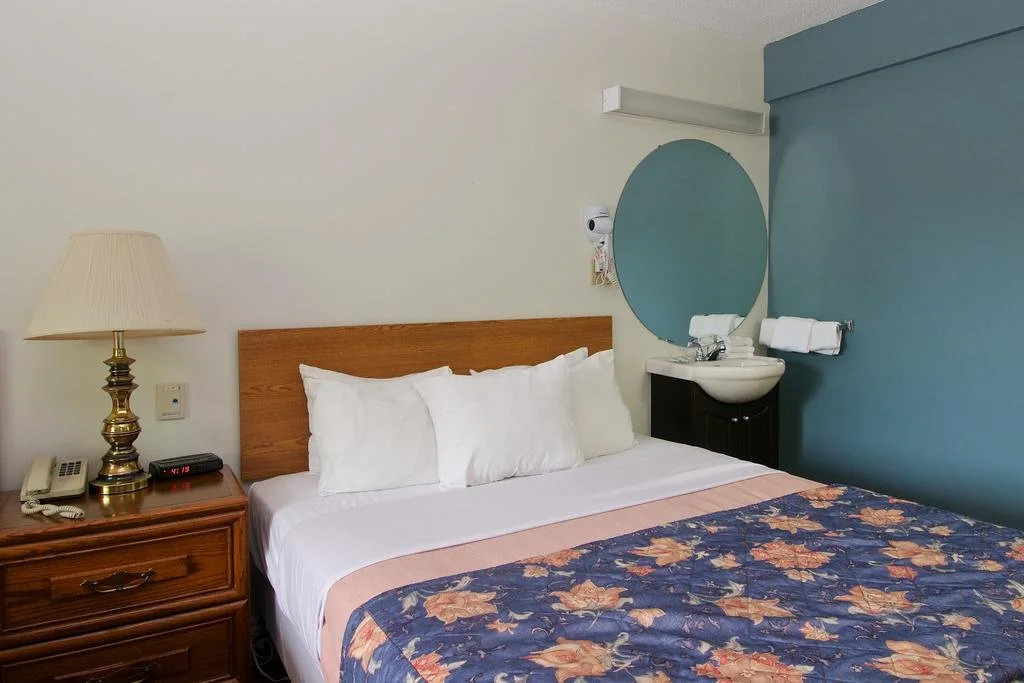 Northlander Motel