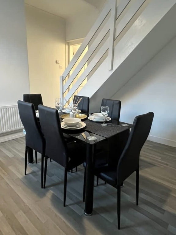 2bed House-10min Drive to Durham