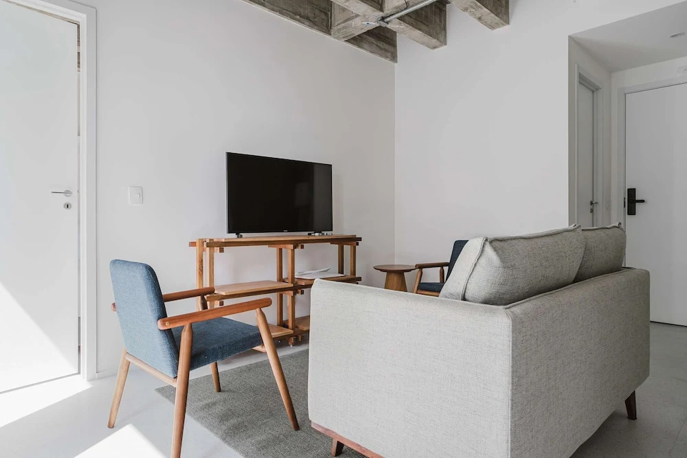 Eugenio Exclusive Stylish 1 BR in Sao Paulo