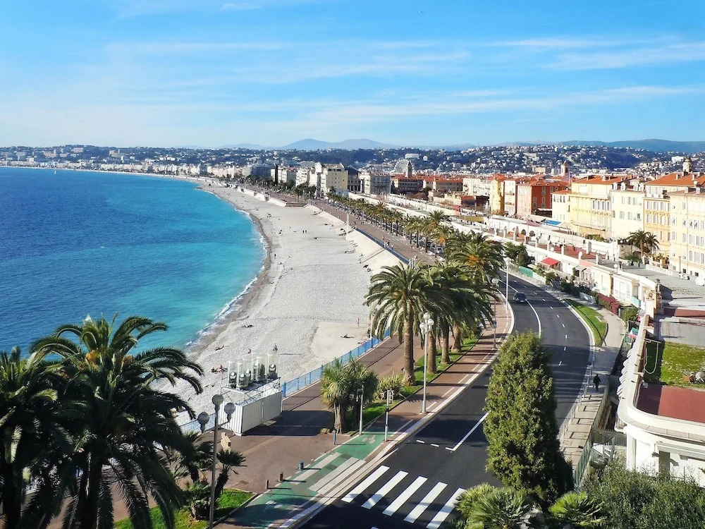 Apartment With one Bedroom in Nice, With Wonderful sea View, Pool Acce