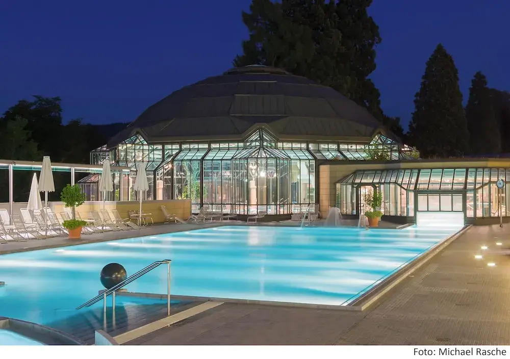 DAS SCHLOSSBERG - Boutique Hotel im Park- Nahe der Therme