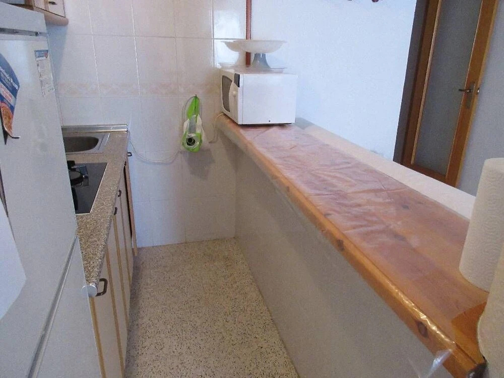 Appartment with swimming pool, quiet and less than 200m from the beach