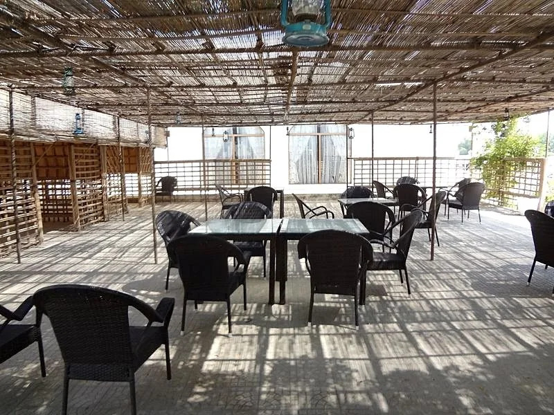 Green Oasis Hotel