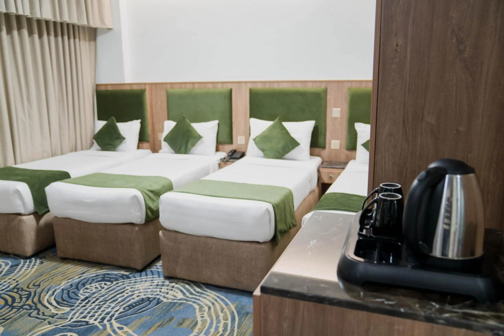 Hayah Plaza Hotel