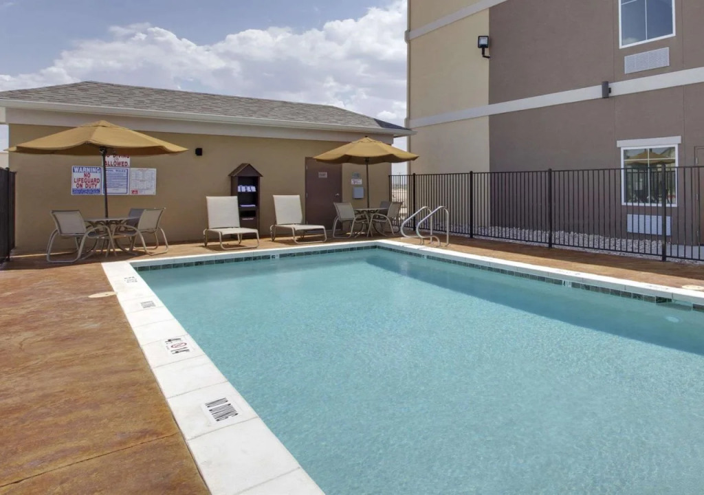 Spark by Hilton Midland South