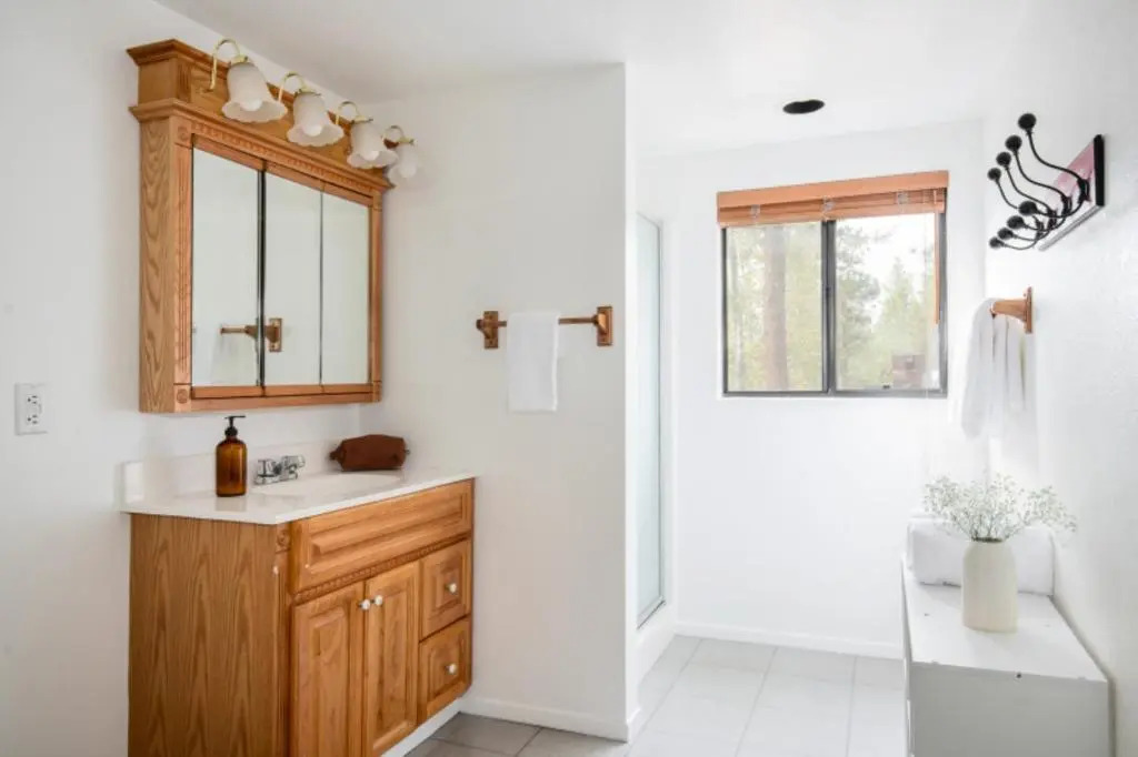 Cougar Lodge by AvantStay Private Character Cabin in Big Bear w Large Patio