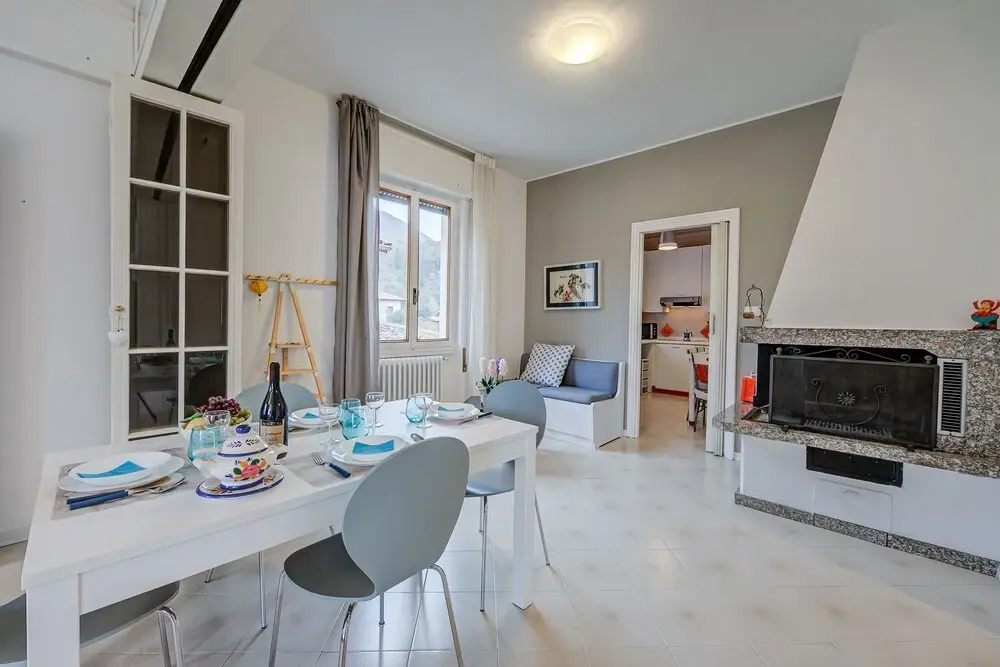 Apartment Sole With Fantastic Lake View