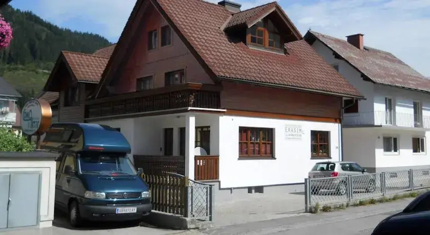 Appartementhaus Erasim