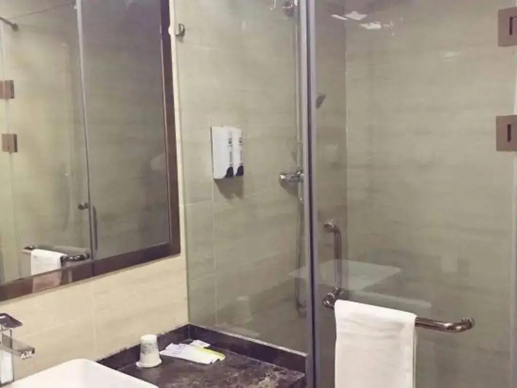 7Days Inn Chain Hotel (Tianjin Jiaotong Institute Caozhuang Subway Station)