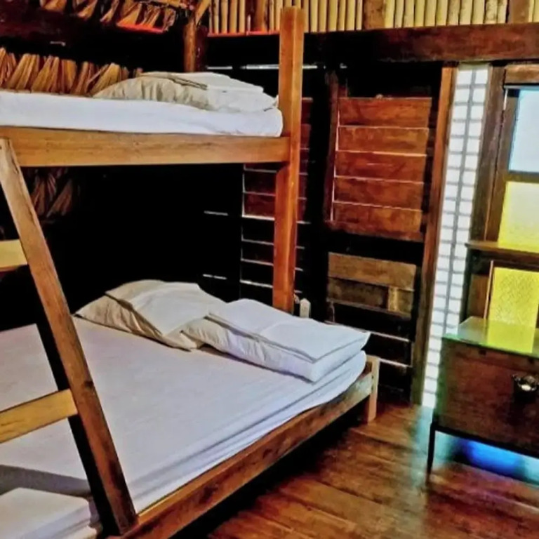 Surfers Villa La Union