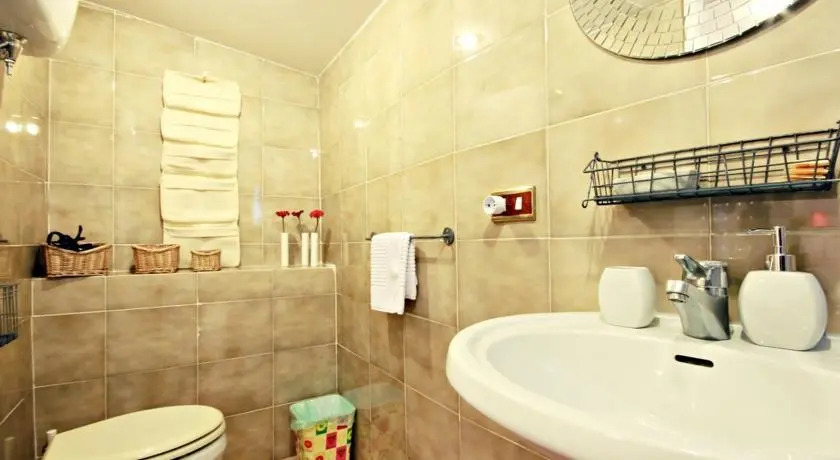 RSH Guardiola Apartments