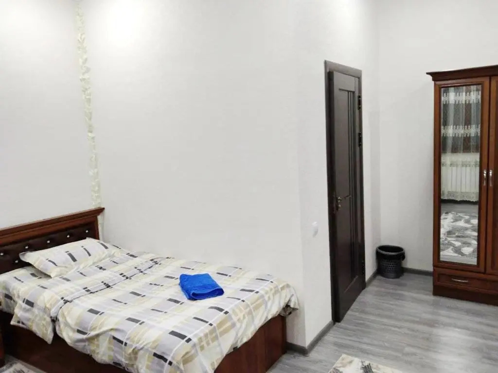 Chinara Guest House Airport
