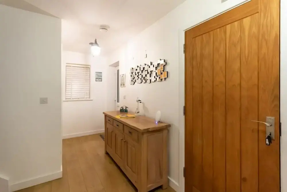 Stylish Margate Coastal Home Parking By Adliv