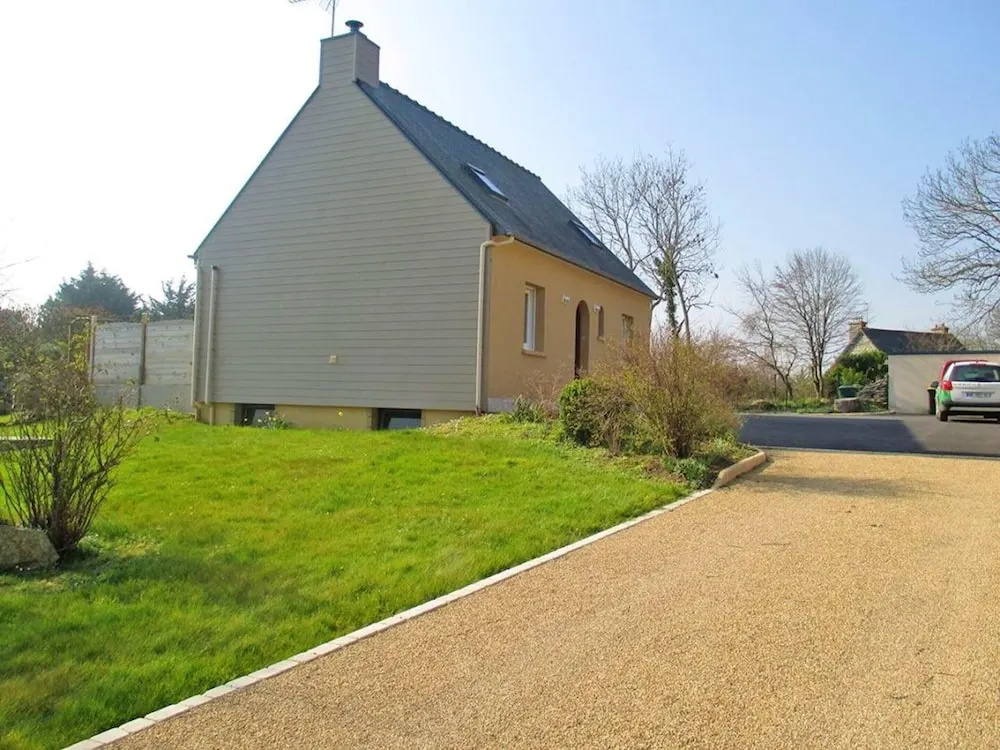 House With 4 Bedrooms in Plurien, With Enclosed Garden and Wifi - 800 m From the Beach