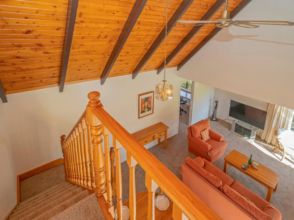 Sea Breeze Sanctuary - Pauanui Holiday Home
