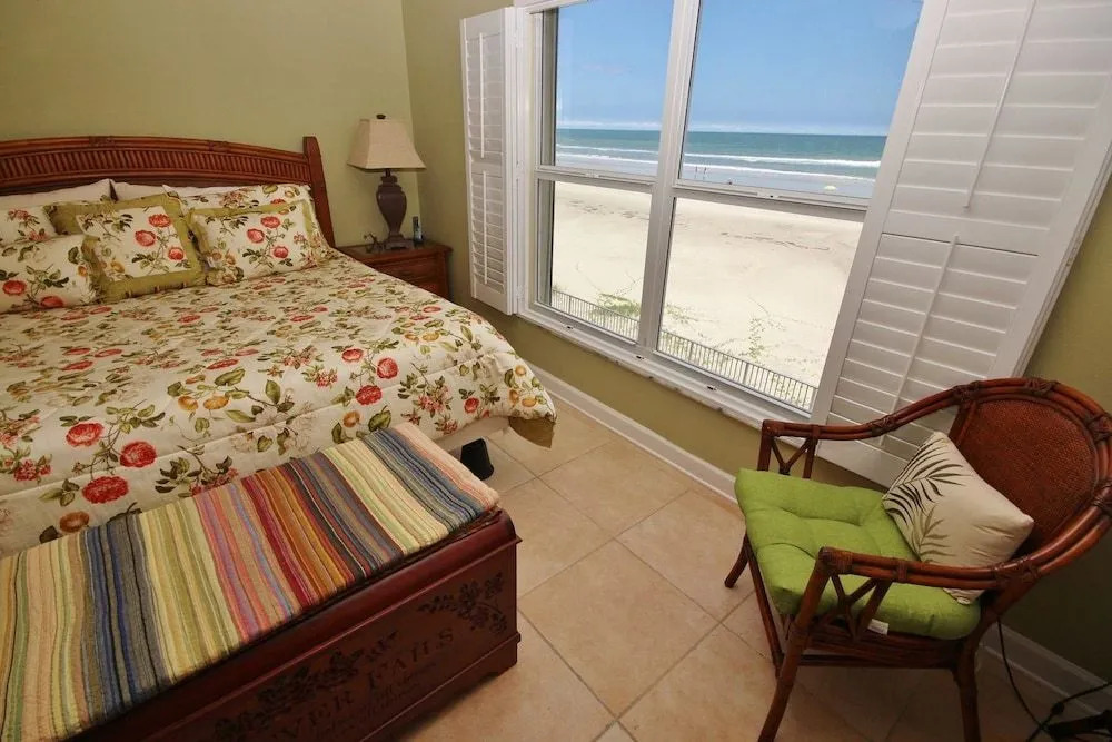 Sea Coast Gardens III 203 Apartment 2