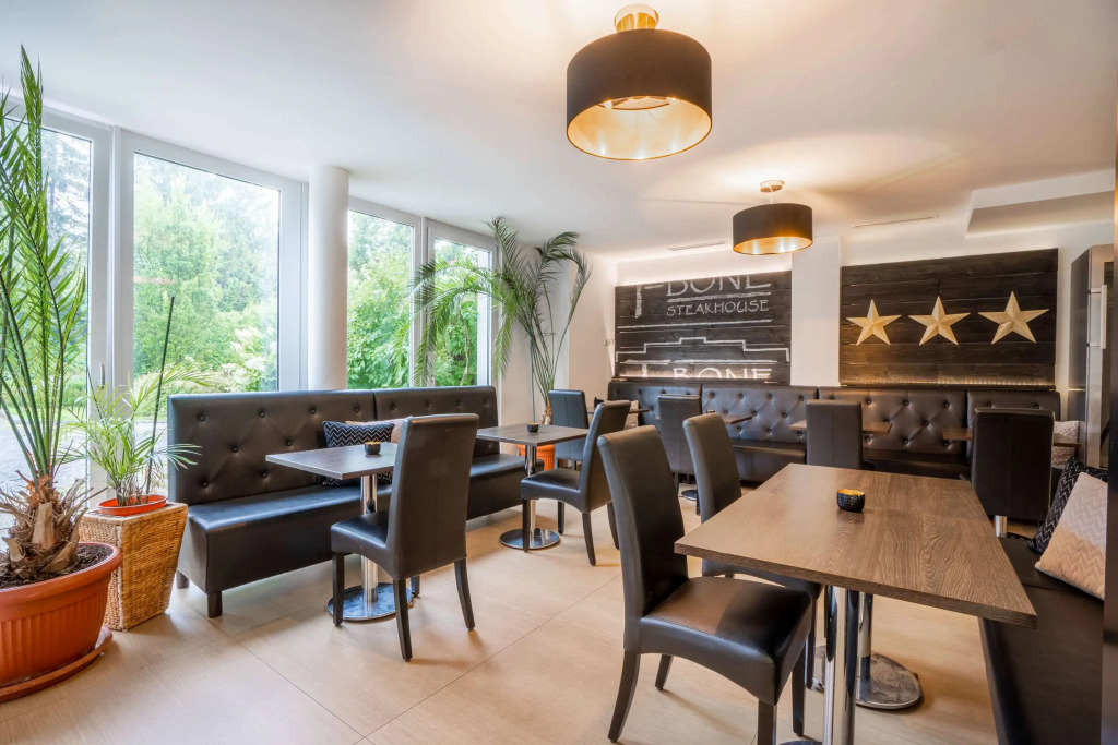 MEAT UND STAY Hotel