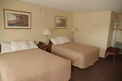 Four Winds Motel