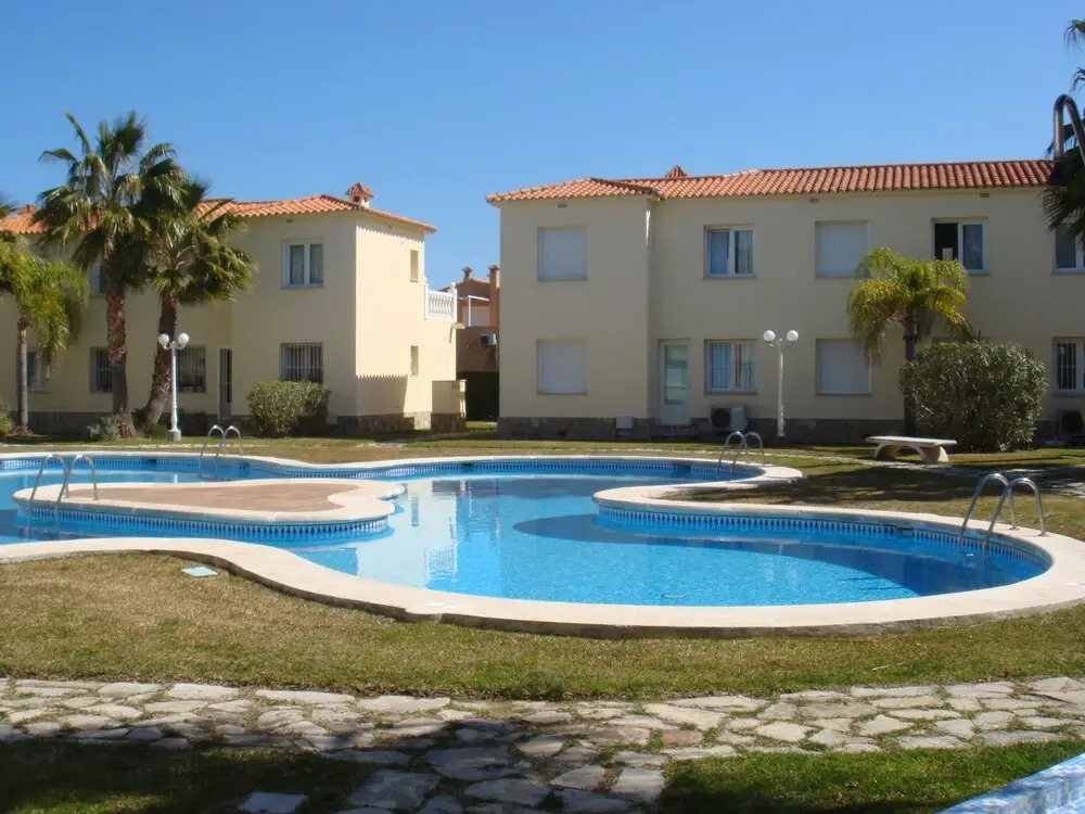 Apartamentos y Villas Oliva Nova Resort