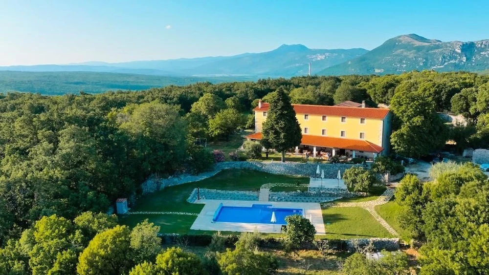 Villa Calussovo