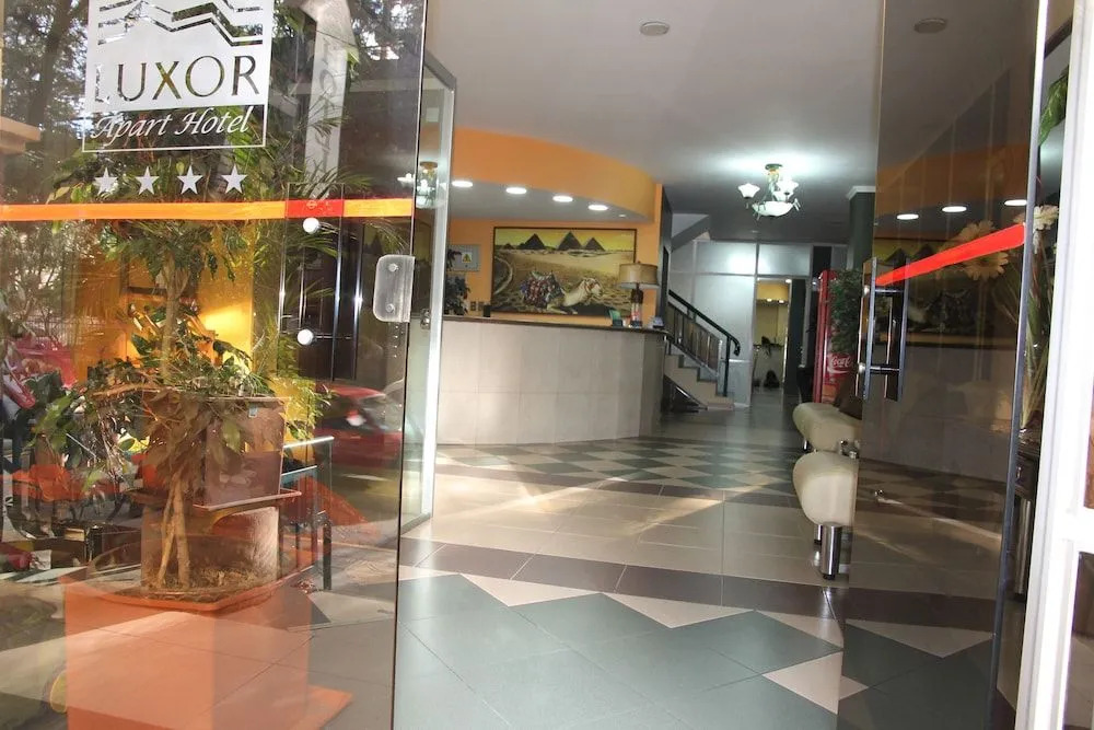 Hotel Luxor