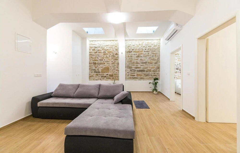 Nice Apartment in Kastel Sucurac With Wifi and 2 Bedrooms