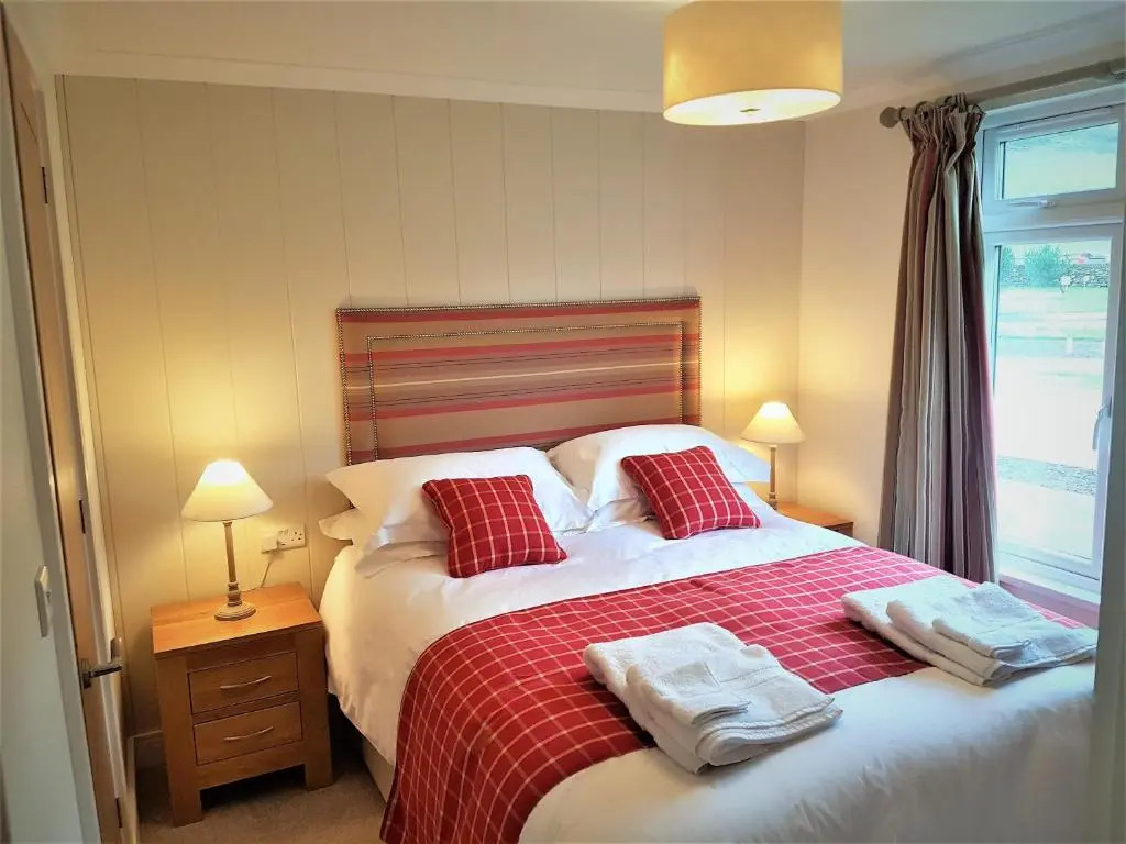 Llyn Dinas Lodge