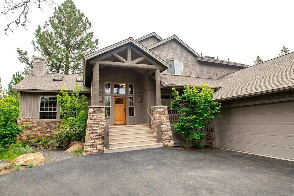 Tokatee Large Home With Hot Tub & Ping Pong