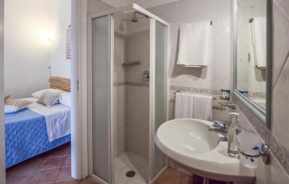 Stunning Home in Sant'angelo With Wifi and 2 Bedrooms