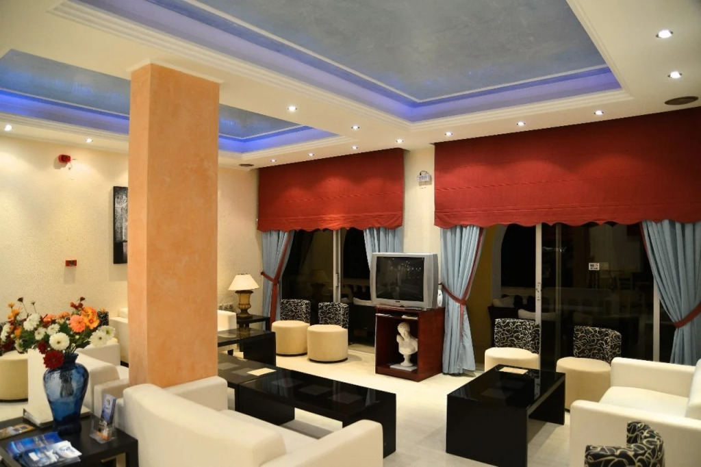 Primavera Hotel