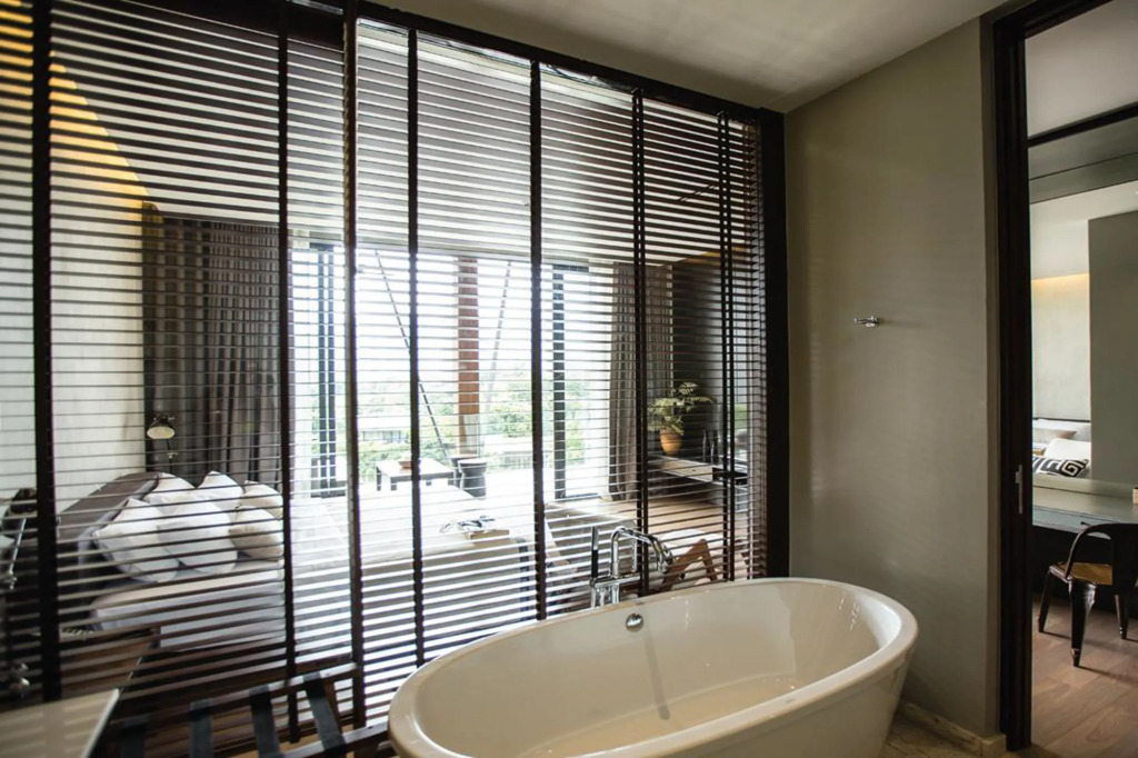 atta Lakeside Resort Suite