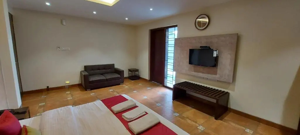 The Palm Aryan - a Boutique Hotel