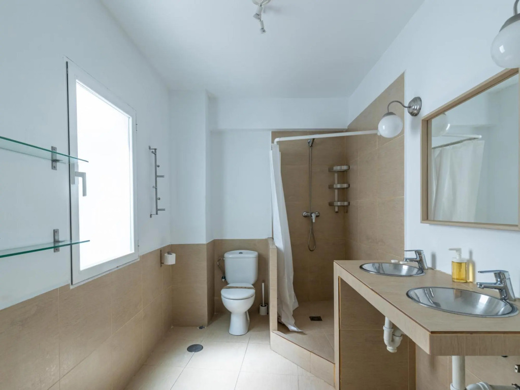 CERVANTES Apartment 30 2BT 1BR