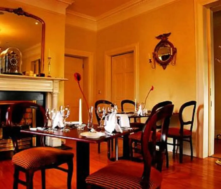 Maudlins House Hotel