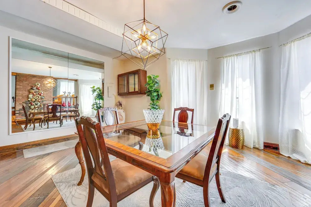 2 Mi to Dtwn Pittsburgh: Family-friendly Townhome!