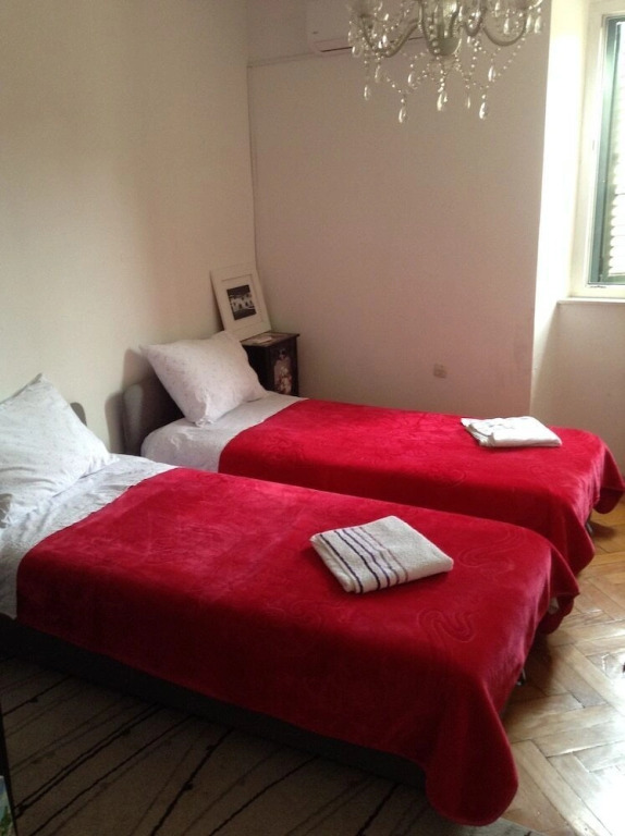 Kulusic (Private Accommodation)