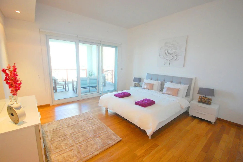Kennedy Towers - Marina Residences 2