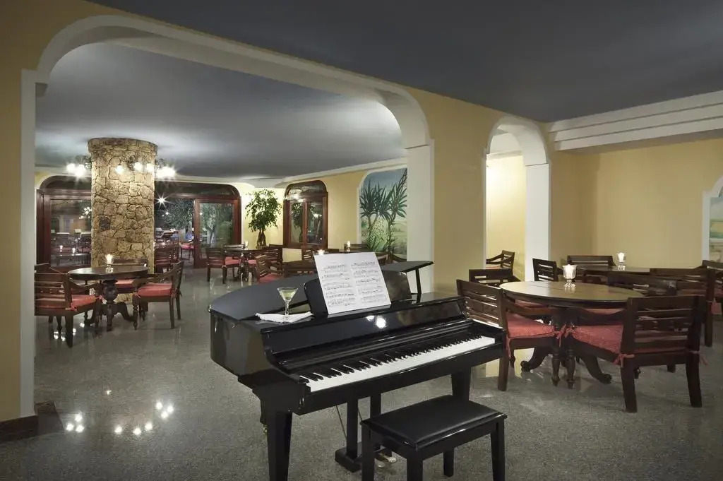 Cala Ginepro Hotel Resort