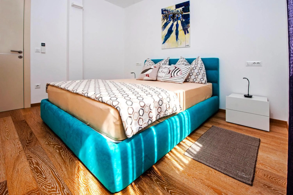 Sunset Luxury Apartment