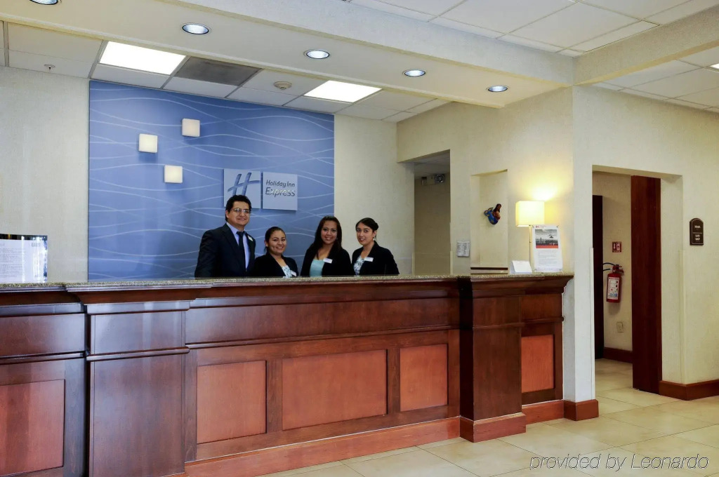Holiday Inn Express & Suites Toluca Zona Aeropuerto by IHG