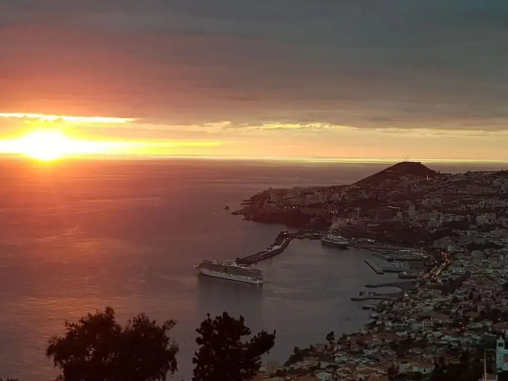 Madeira Mar - "Seaside"