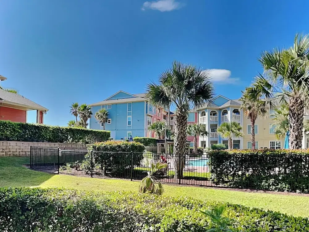 Saltwater Escape by Ryson Vacation Rentals