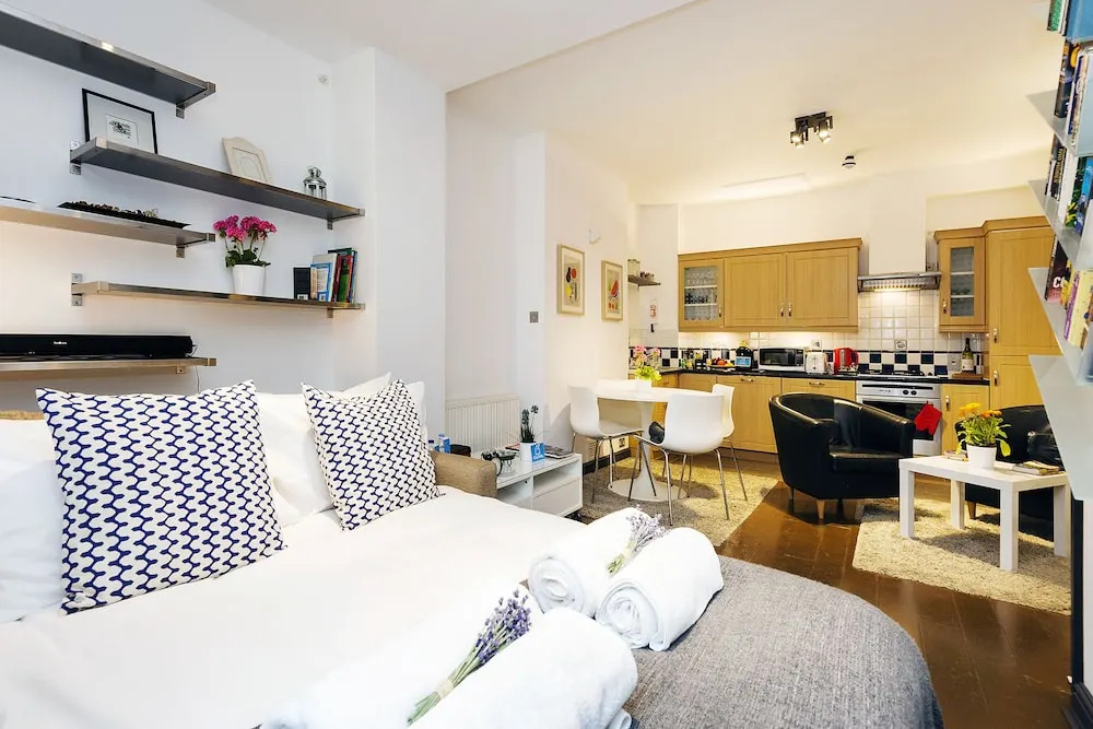 The Pembridge Villa I - BKM1