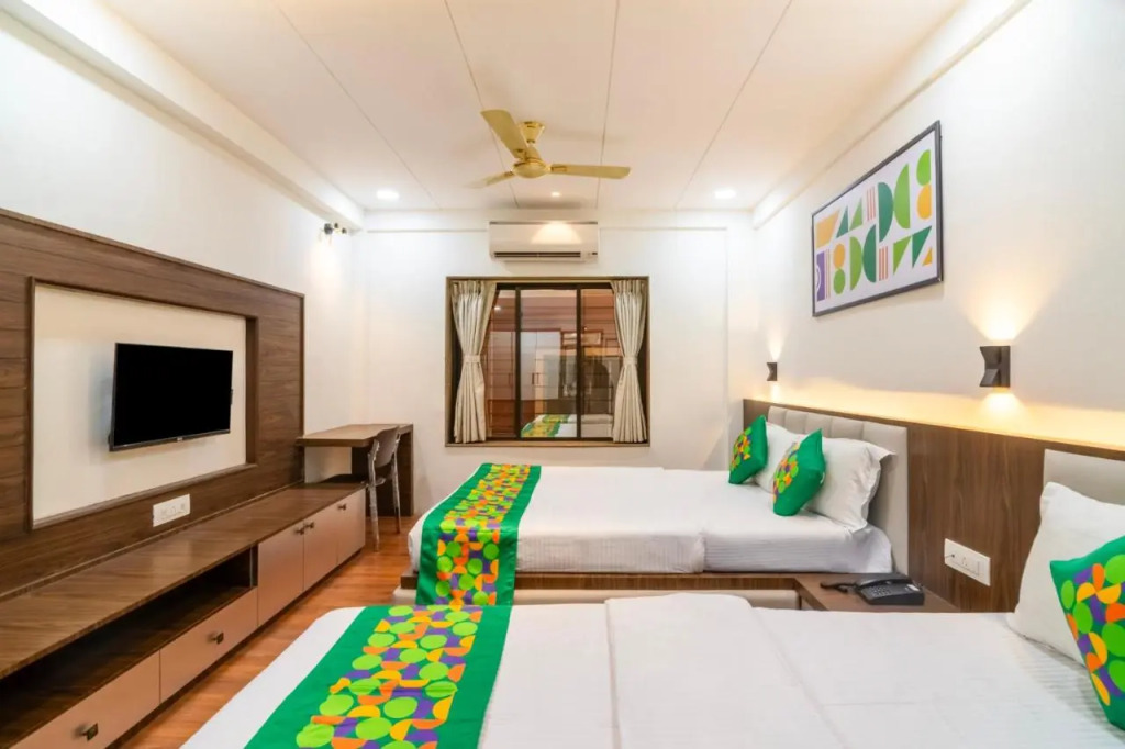 Treebo Petals Suites & Banquet - New Town